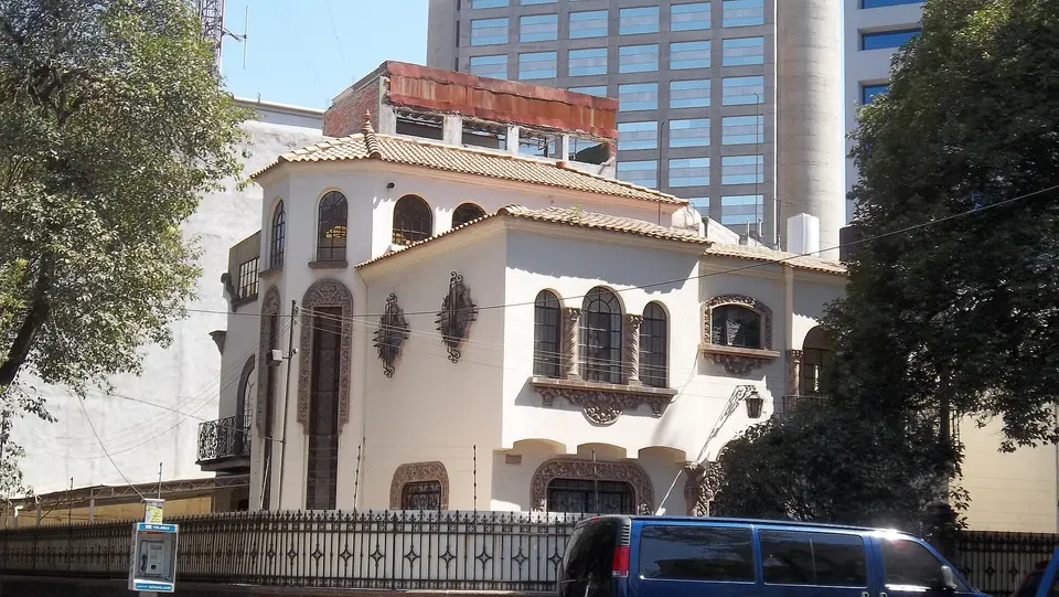Casa Polanco — 1