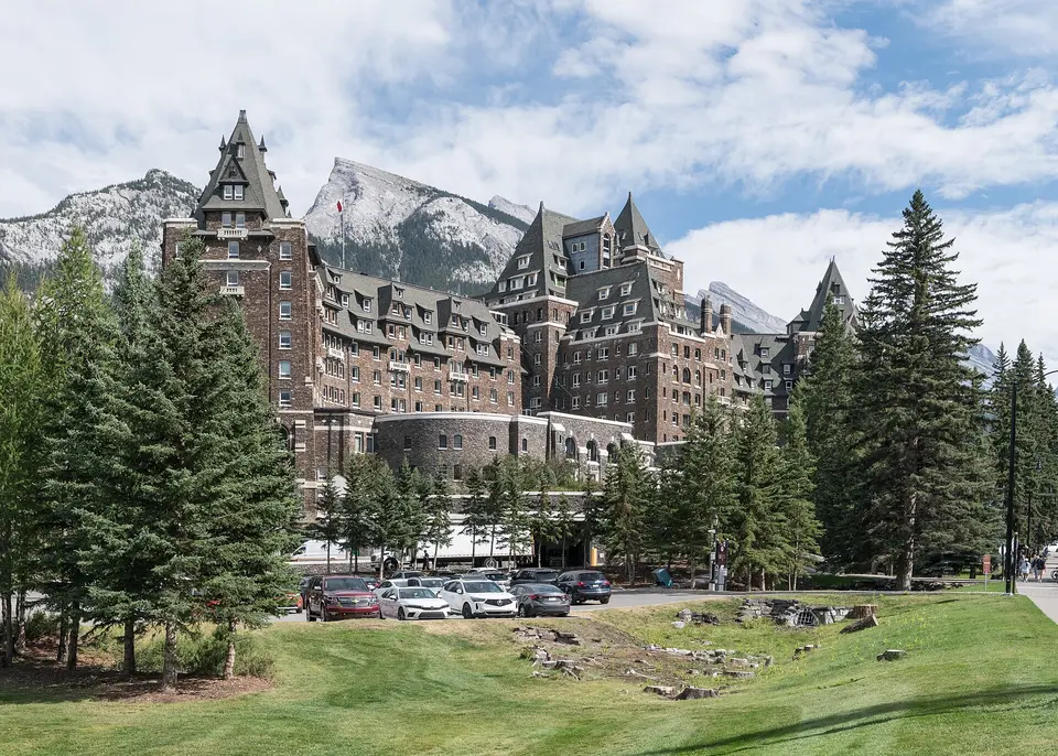 Fairmont Banff Springs — 1