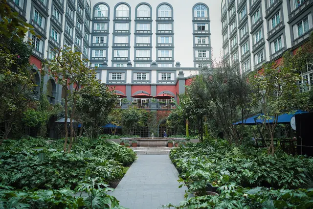 Four Seasons Hotel Mexico City exterior