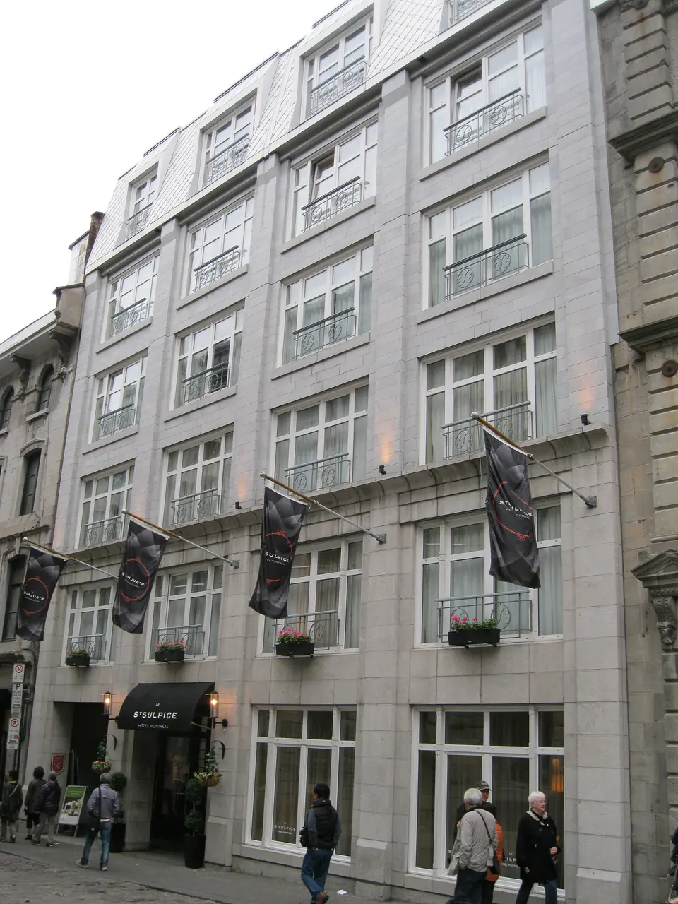 Hôtel Saint-Sulpice — 1