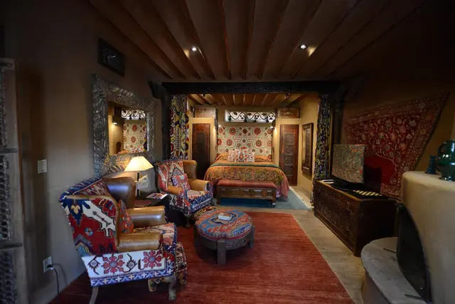 Esterno di The Inn of The Five Graces