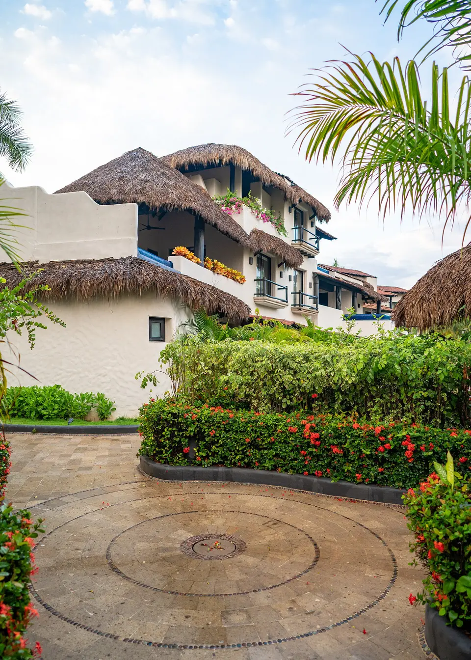 Thompson Zihuatanejo — 1